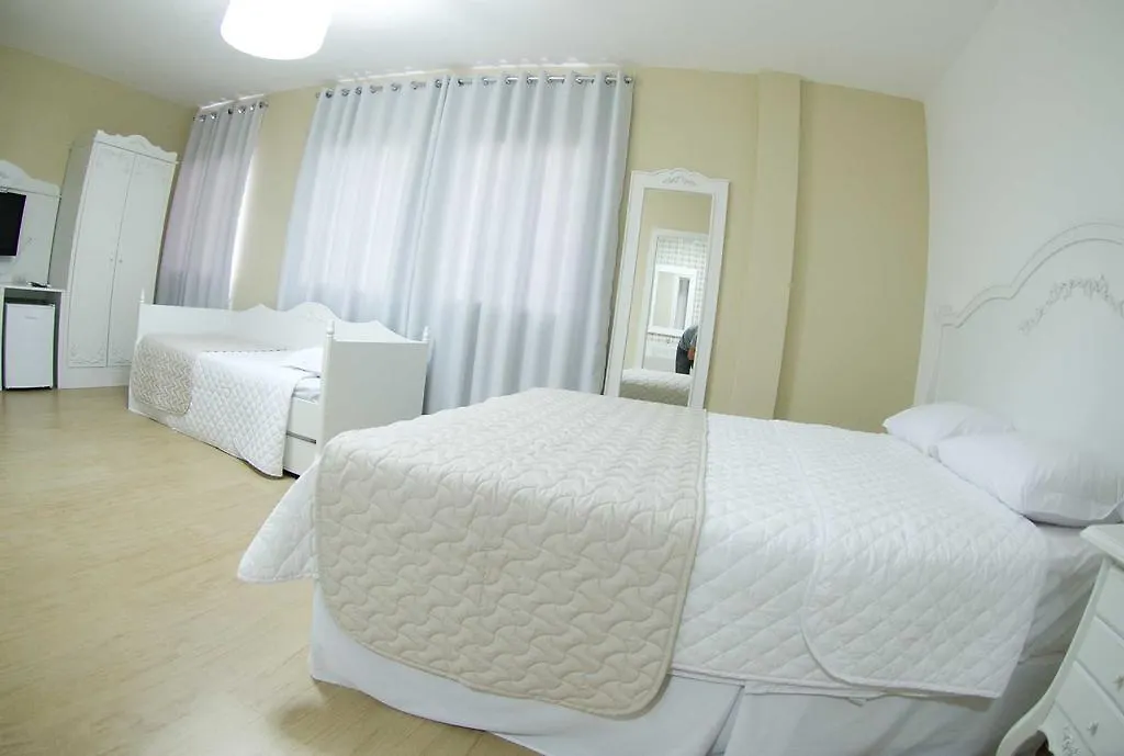 Hotel Oma Zita Forquilhinha Brasile